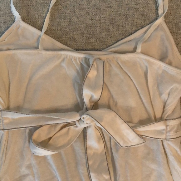 Cute white / cream tank top - Picture 7 of 9